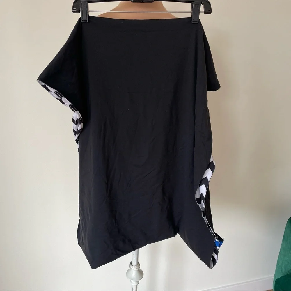 Lululemon Vinyasa Scarf Luon Light Arrow Chevron White Black Snap Button EUC OS